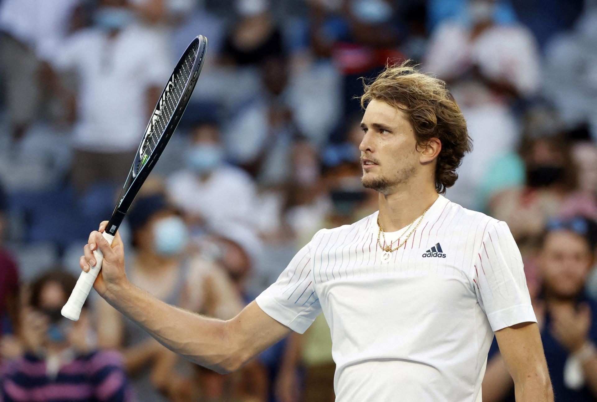 Zverev: I use my phone too much so I failed in Australia - Photo 3