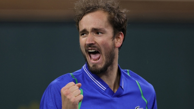 Medvedev lowered IVASHKA after 3 sets, in round 4 Indian Wells Masters 2023 - Photo 1