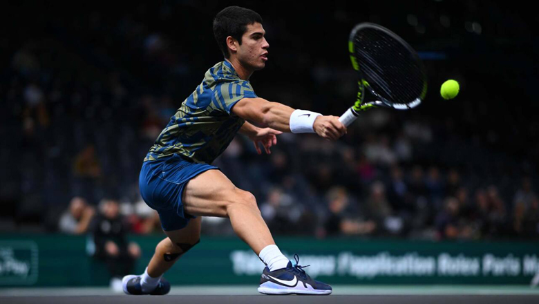 Djokovic and Alcaraz won tickets to the quarterfinals of Paris Masters 2022 - Photo 1