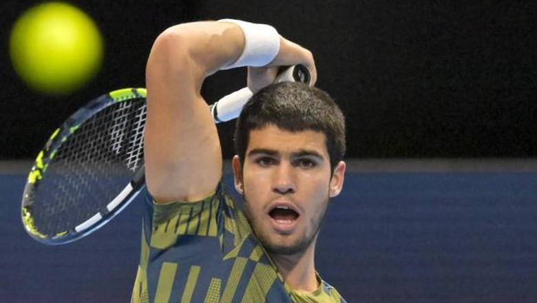 No. 1 in the world Alcaraz won tickets to the quarterfinals of Swiss Open 2022 - Photo 2
