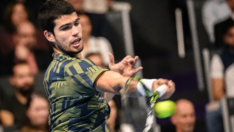 Alcaraz does not withdraw from Paris Masters despite knee injuries - Photo 1