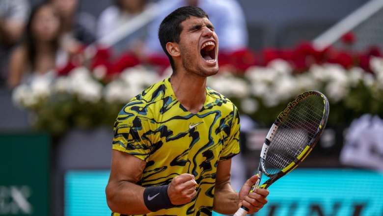 Alcaraz encountered Zverev in round 4 Madrid Open 2023 - Photo 1