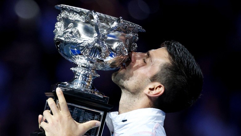 Djokovic defeated Tsitsipas after 3 sets, the Australian Championship is the tenth expansion - Photo 3