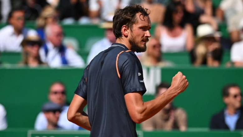 Medvedev met Zverev in the third round of Monte Carlo Masters 2023 - Photo 1