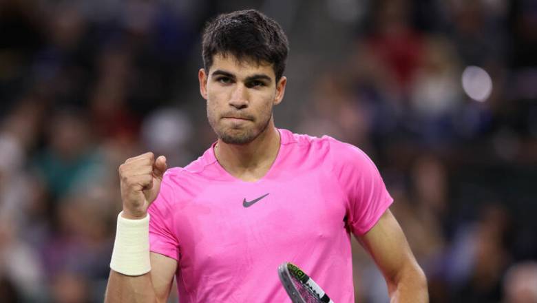 Two seeds No. 1 Alcaraz and Swiatek started smoothly at Indian Wells Masters - Photo 1