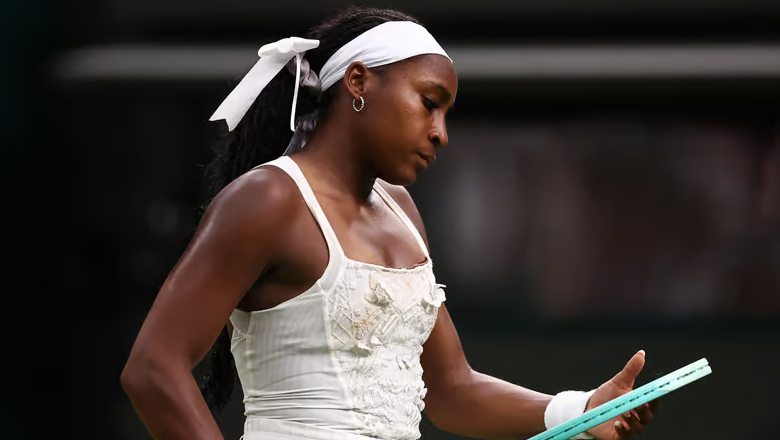 Roland Garros Coco Gauff champion loses shock in the first round of Wimbledon - Photo 2