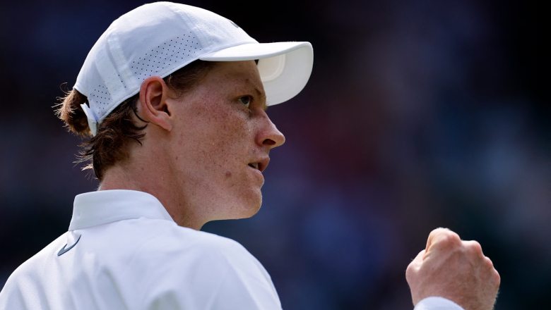 No. 1 in the world Jannik Sinner went smoothly at Wimbledon 2025 - Photo 1
