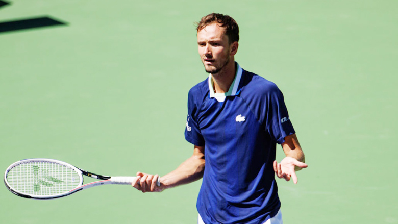 Medvedev must return the world's No. 1 position to Djokovic - Photo 1