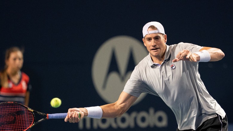 Winning speed in 56 minutes, Medvedev won tickets to the Rogers Cup final - Photo 2