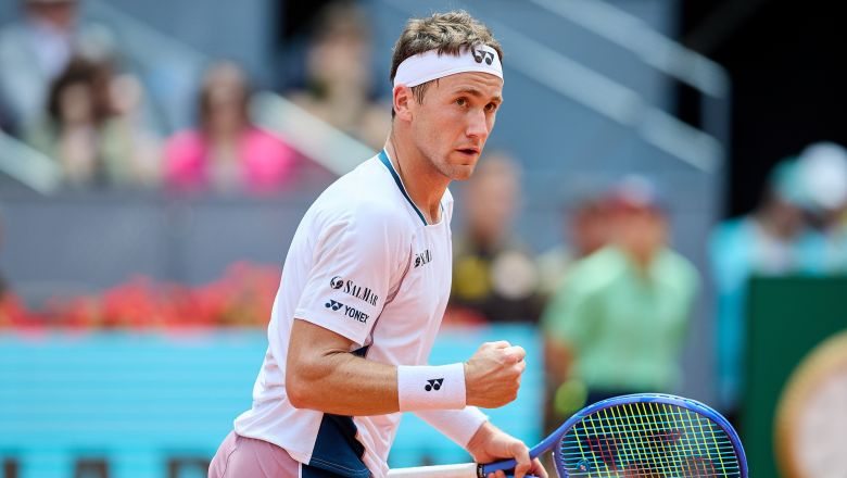 Ruud defeated Medvedev, in the semi -finals of Madrid Open - Photo 2