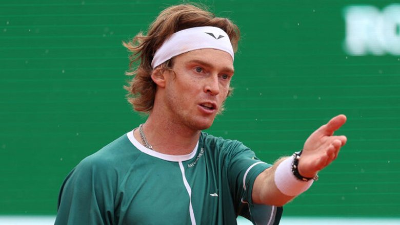 Medvedev easily won tickets to the fourth round of Madrid Open, RubleV was eliminated - Photo 2