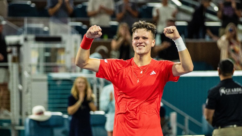 Mensik: Djokovic is the reason for me to play tennis - Photo 2