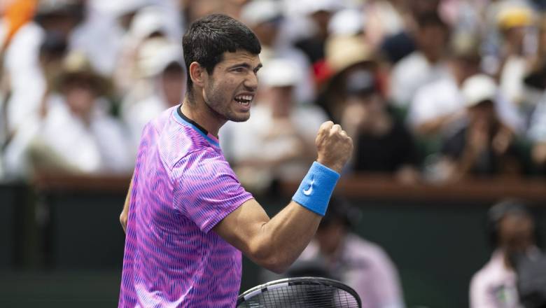 Alcaraz met Zverev in the quarterfinals of Indian Wells Masters 2024 - Photo 2