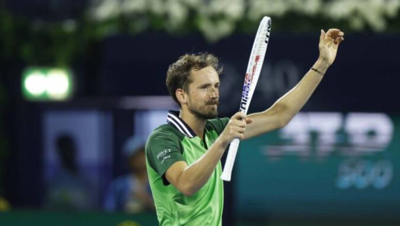 Rubleev was tried to lose to the referee, Medvedev became a former king in Dubai Championship - Photo 2
