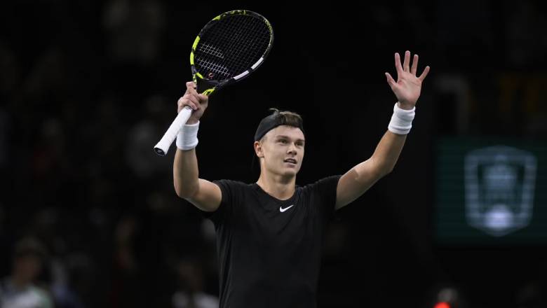 Djokovic 'debt collection' successfully, turning Holger Rune into a former king at Paris Masters - Photo 2