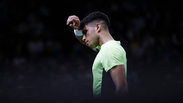 Alcaraz lost to the Paris Masters 2023, Djokovic widely champion - Photo 2