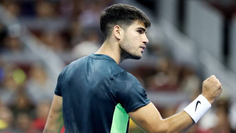 Alcaraz and Tsitsipas won the match of Shanghai Masters 2023 - Photo 1