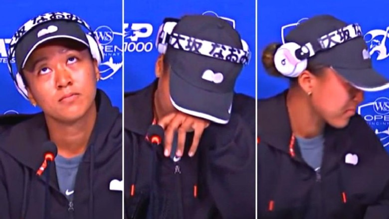 Asked by the reporter, Naomi Osaka burst into tears in the press room - Photo 1