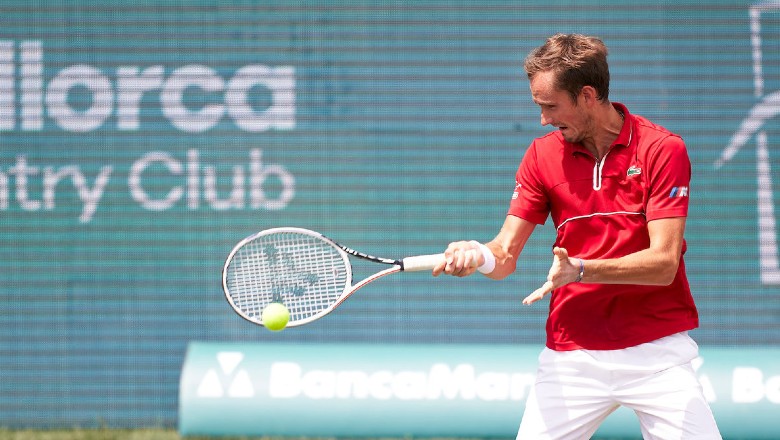 Burying Casper Ruud, Medvedev easily in the Mallorca Open semi -final - Photo 1
