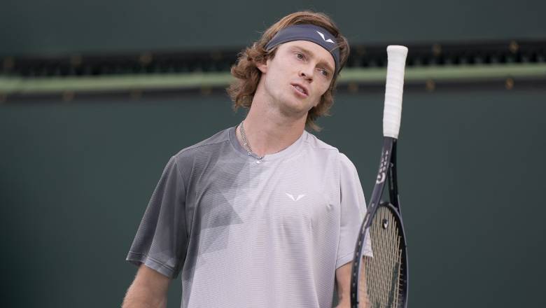 Lehecka shocked before RubleV, met Tsitsipas in the fourth round of Indian Wells Masters - Photo 2