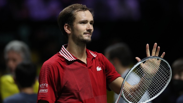 Medvedev: Russia has saved Serbia, Djokovic owed me dinner - Photo 1