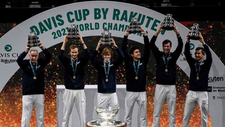 Medvedev with Russian tennis championship Davis Cup 2021 - Photo 1