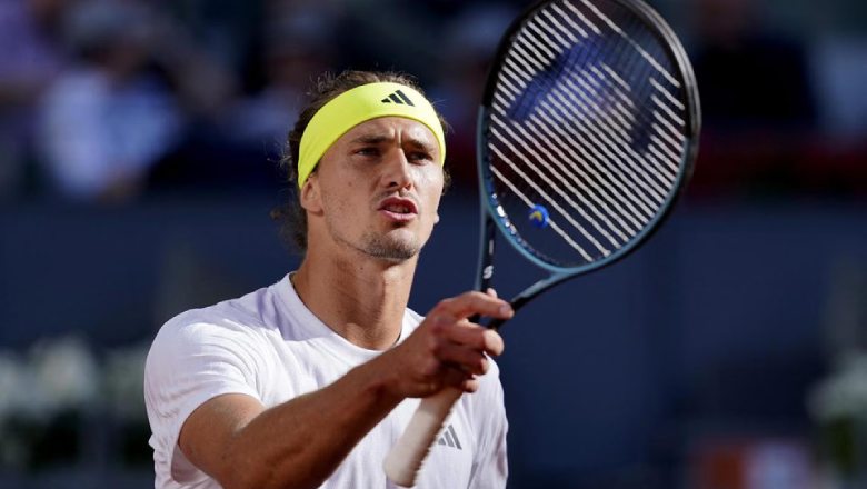 Medvedev in the quarterfinals of Madrid Open 2025, Zverev is quickly eliminated - Photo 1