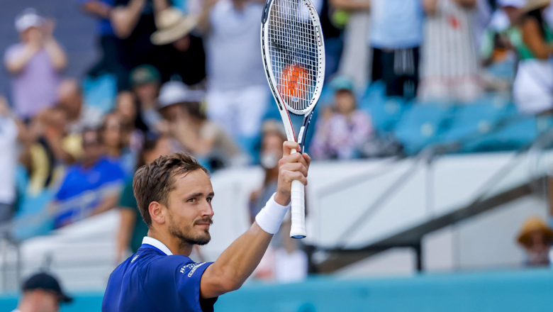 Medvedev lost shock Hurkacz in the quarterfinals of Miami Open, continued 'empty -handed' in 2022 - Photo 1