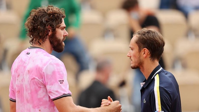 Tennis schedule today 16/8: Final Rogers Cup 2021 - Medvedev match Opelka - Photo 1