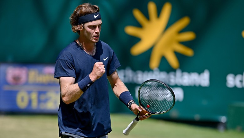 Tennis schedule today 18/6: Halle Open quarterfinals - The focus of RubleV vs Kohlschreiber - Photo 1