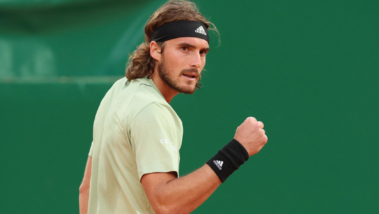 Tsitsipas won the former Fognini champion, in the third round of Monte Carlo Masters 2022 - Photo 2