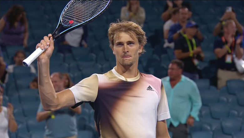 Zverev won McDonald, in the 4th round of Miami Open 2022 - Photo 1